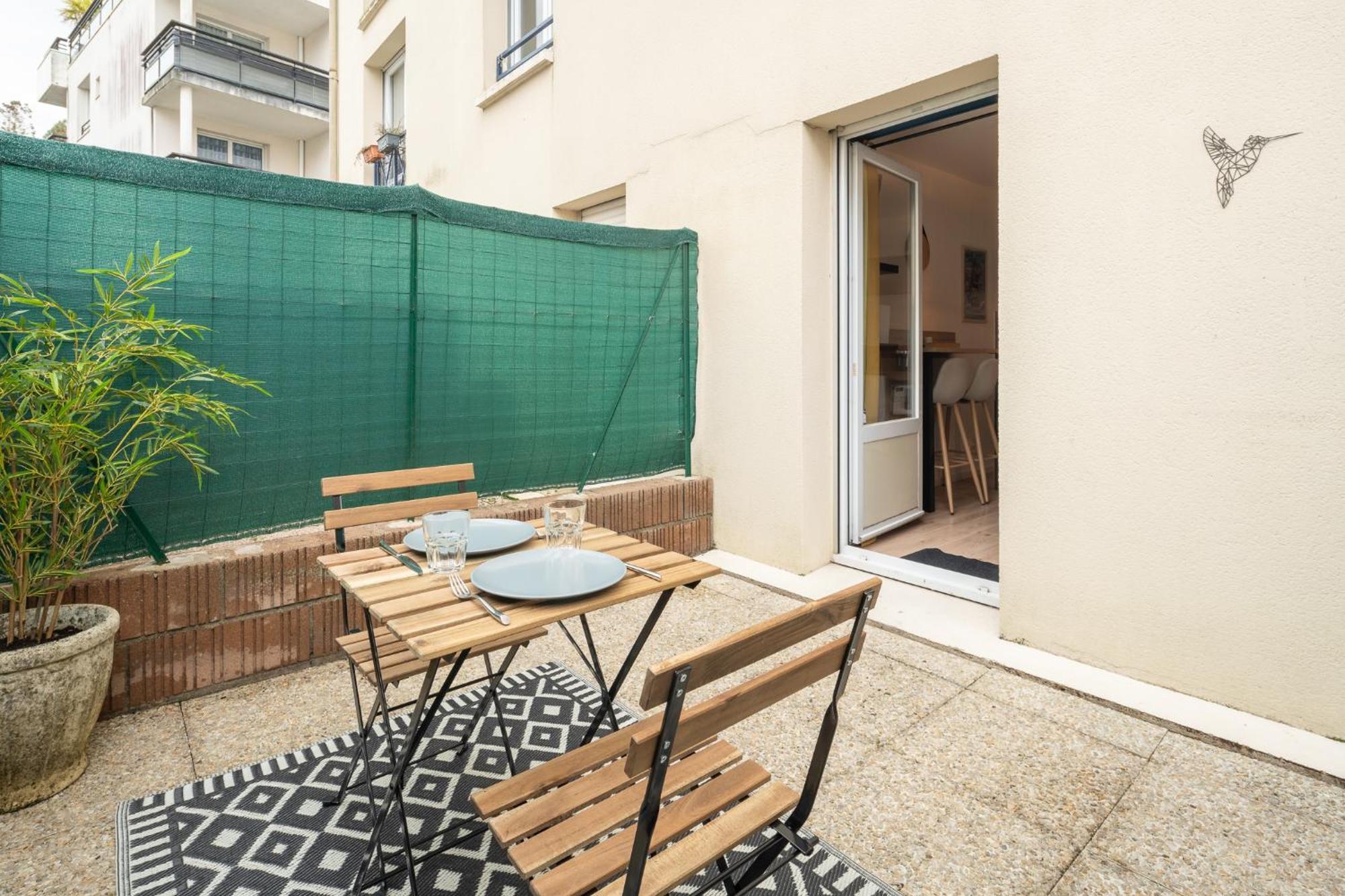 נאנט Studio Centre-Ville Avec Terrasse Et Parking Securise Gratuit מראה חיצוני תמונה